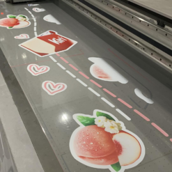 Alternative view of Decal Trong