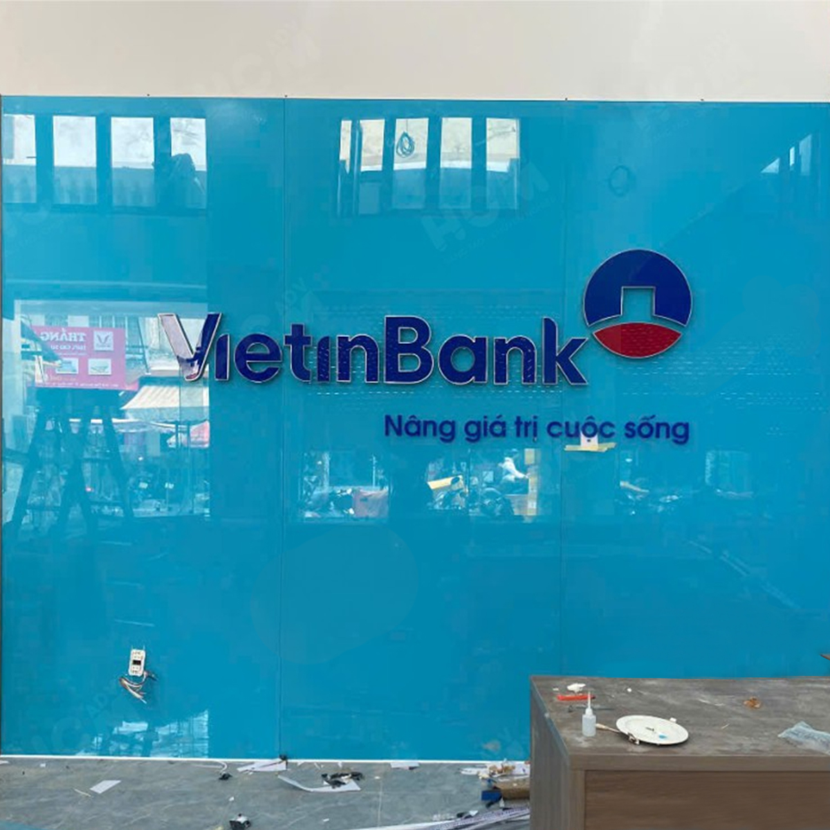 Thi Công Logo Chữ Nổi Ngoài Trời - Ảnh 4