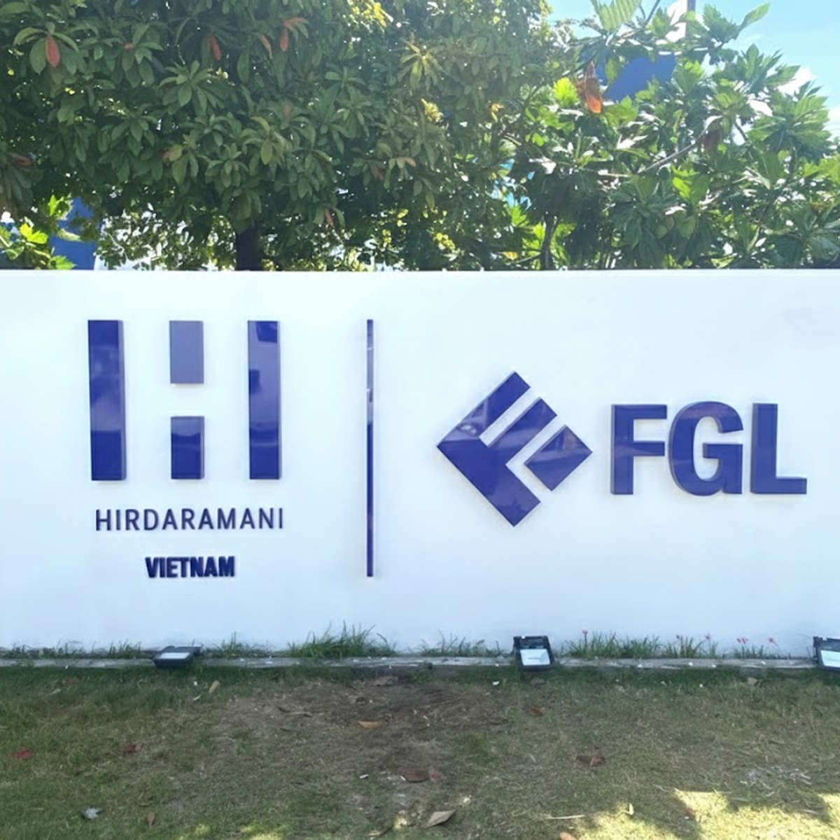 Thi Công Logo Chữ Nổi Ngoài Trời - Ảnh 7